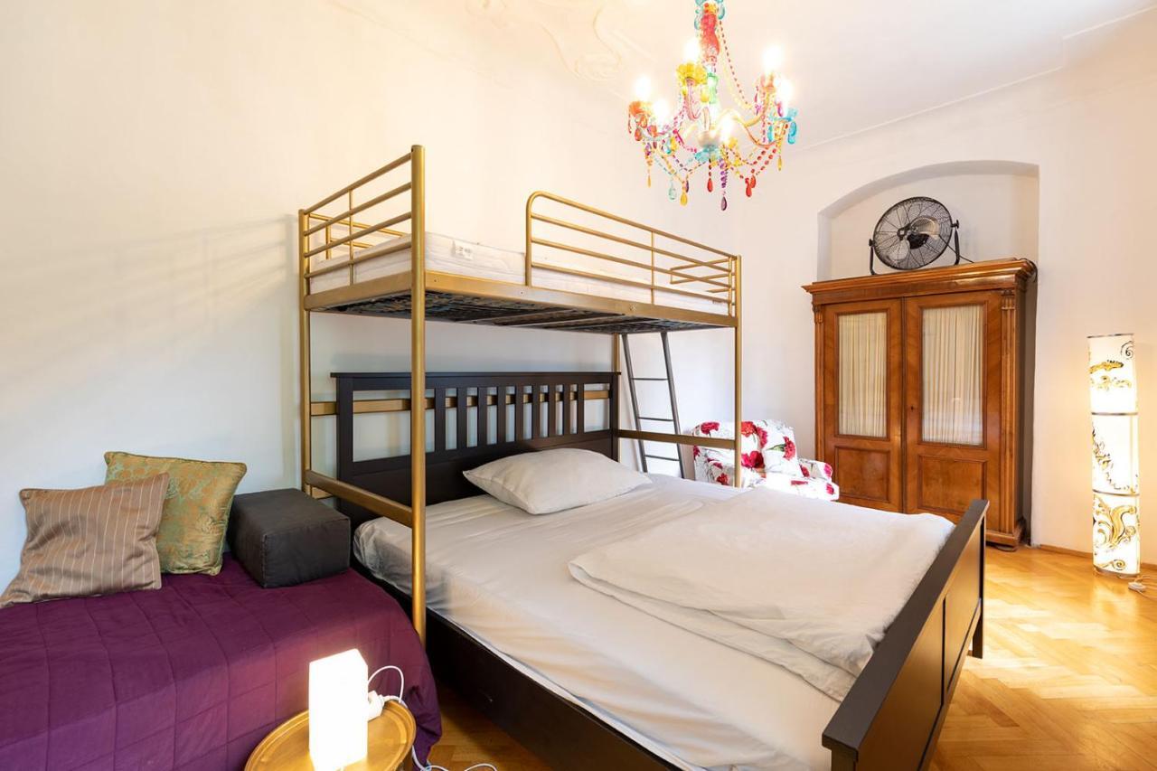 Ba//Rock-Appartement Graz Luaran gambar